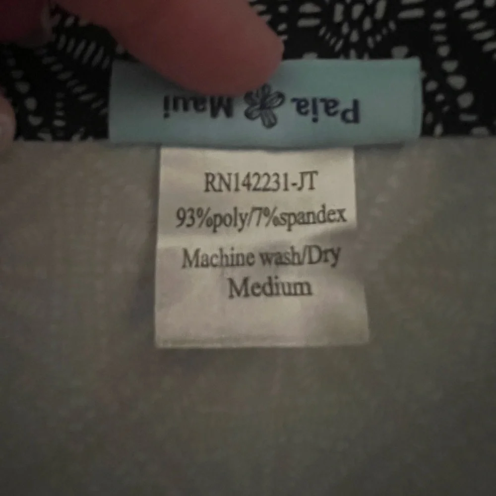 Rip Skirt Hawaii length 3 Medium geometric Patterned Black Pearl Skirt - Picture 6 of 8